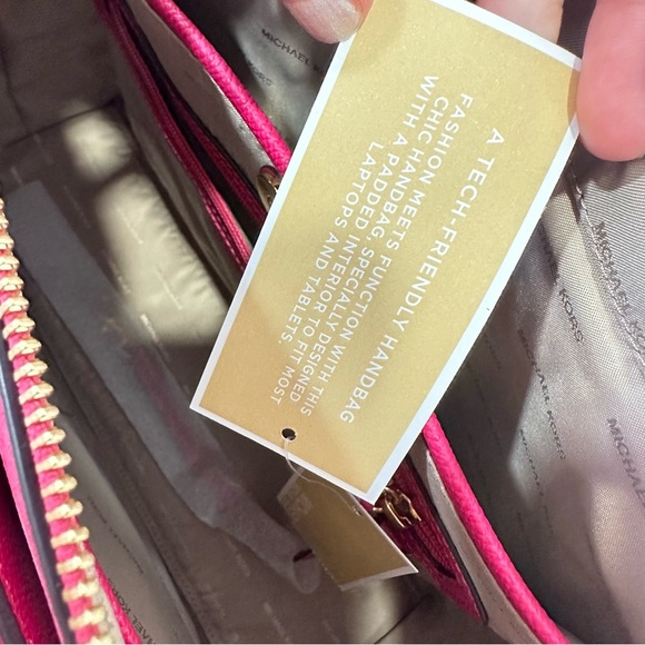 Michael Kors Maddie Medium East West Top Zip Tote Bag in Ultra Pink - Picture 9 of 14